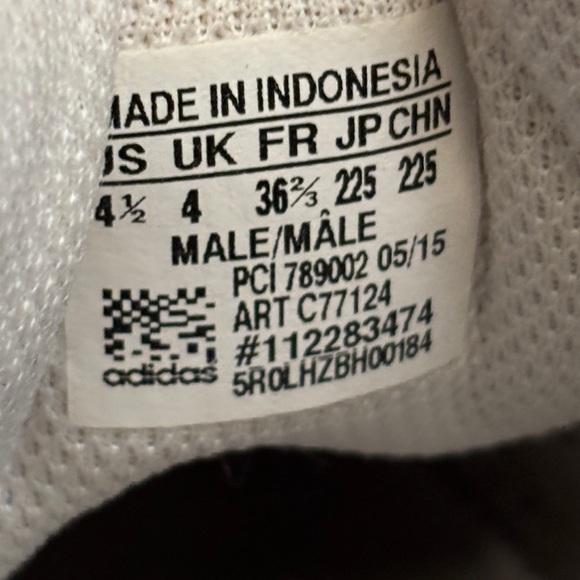 Men’s Adidas Superstar Shoes, Low Top Sneakers, Rubber Outsole Black White 4.5 - Picture 8 of 11